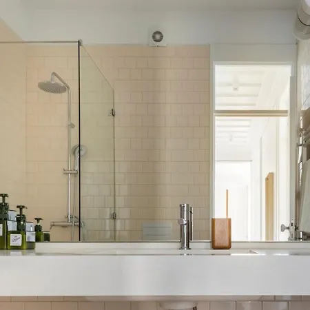 Apartamento Plum Guide - North Wind Lisboa